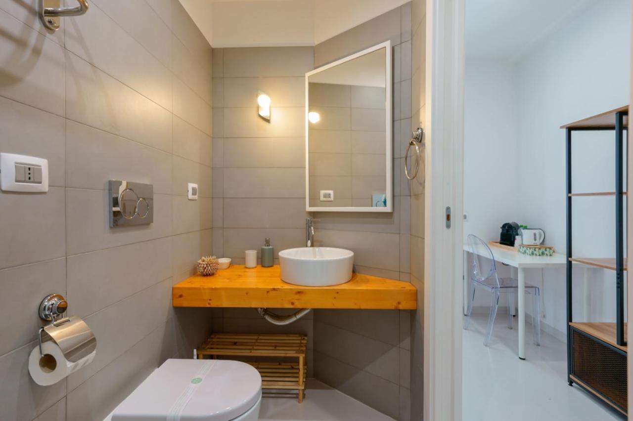 Lumiere Rooms - Eja Sardinia Cagliari Exteriör bild