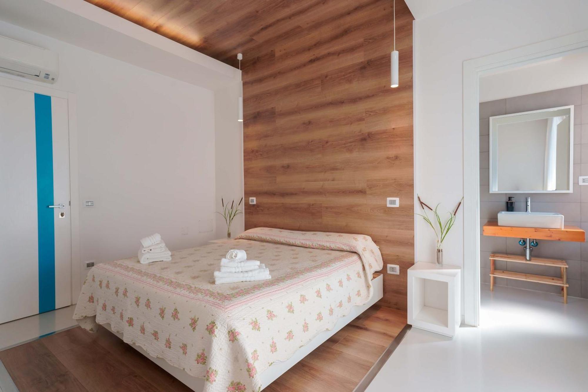 Lumiere Rooms - Eja Sardinia Cagliari Exteriör bild